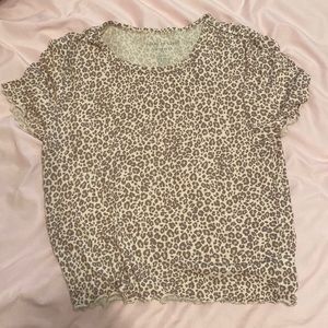 cheetah print cropped tee